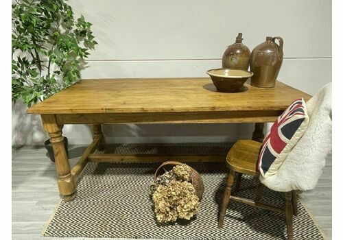 Antique Style Pine Table Country Style Kitchen Dining Table