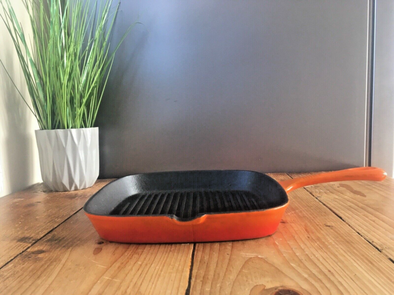 Vintage Retro Orange Enamel Cast Iron Lipped Skillet Frying Grill